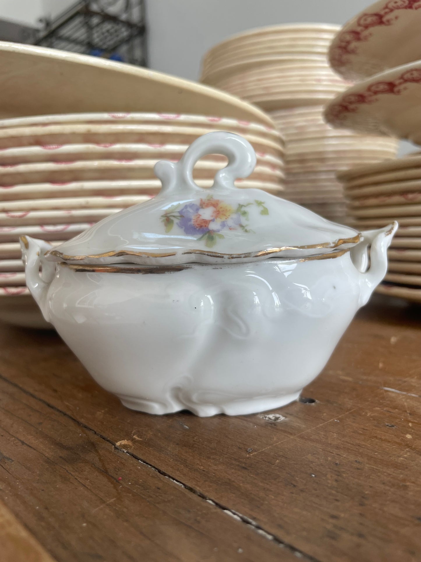 Pretty old French mustard pot