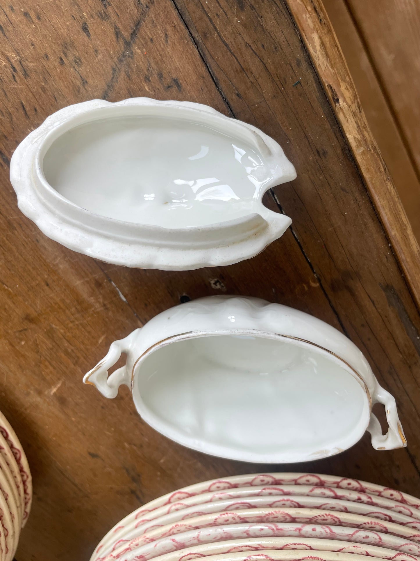 Pretty old French mustard pot